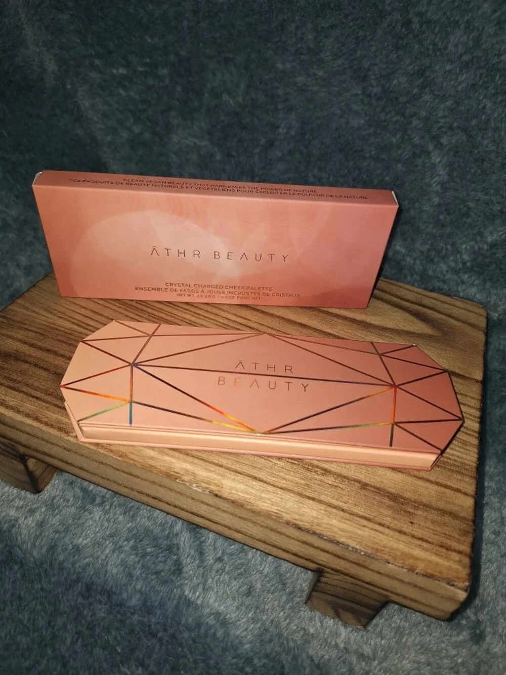 NIP! ĀTHR Beauty Crystal Charged Cheek Palette in Amber